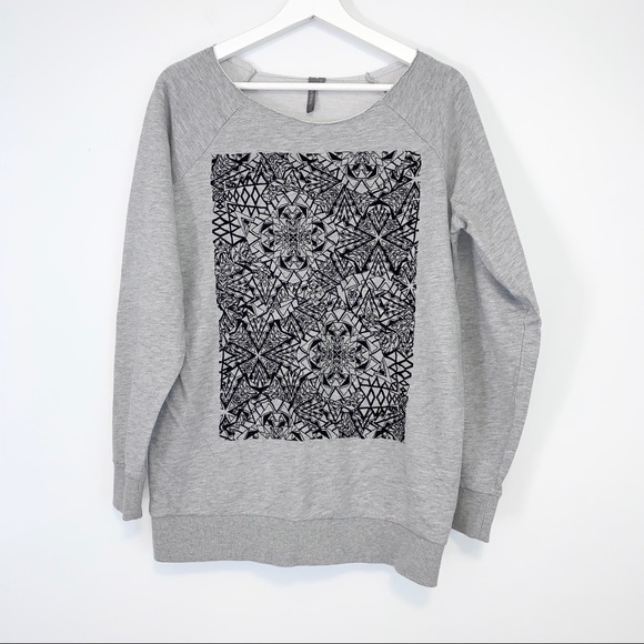Sweaty Betty Tops - Sweaty Betty gray embroidered sweatshirt
